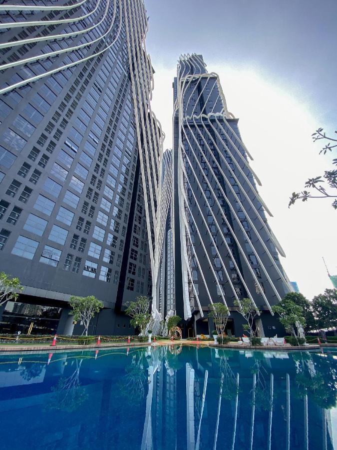 Appartamento Arte Mont Kiara By Cozynest Kuala Lumpur Esterno foto