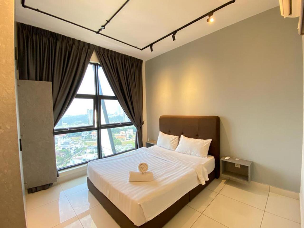 Appartamento Arte Mont Kiara By Cozynest Kuala Lumpur Esterno foto