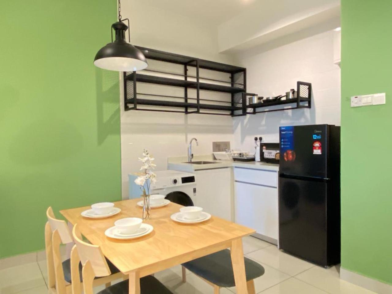Appartamento Arte Mont Kiara By Cozynest Kuala Lumpur Esterno foto